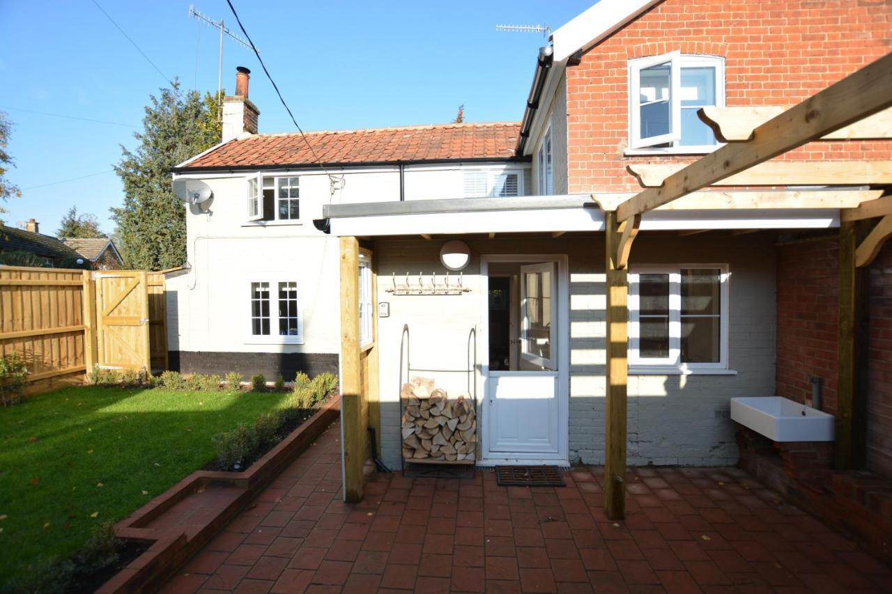 Little Turnpike Cottage, Melton Woodbridge Exterior foto