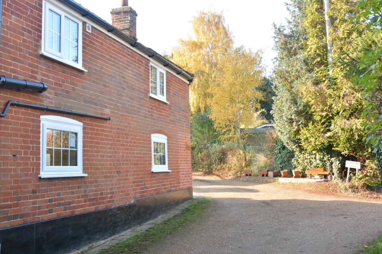 Little Turnpike Cottage, Melton Woodbridge Exterior foto